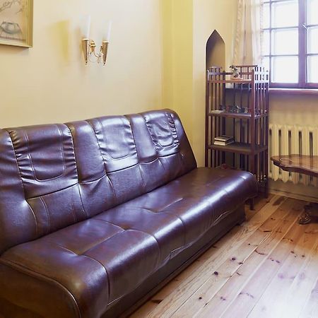 Cozy Apartment In Gothic Style House In The Heart Of The Old Town ヴィリニュス エクステリア 写真