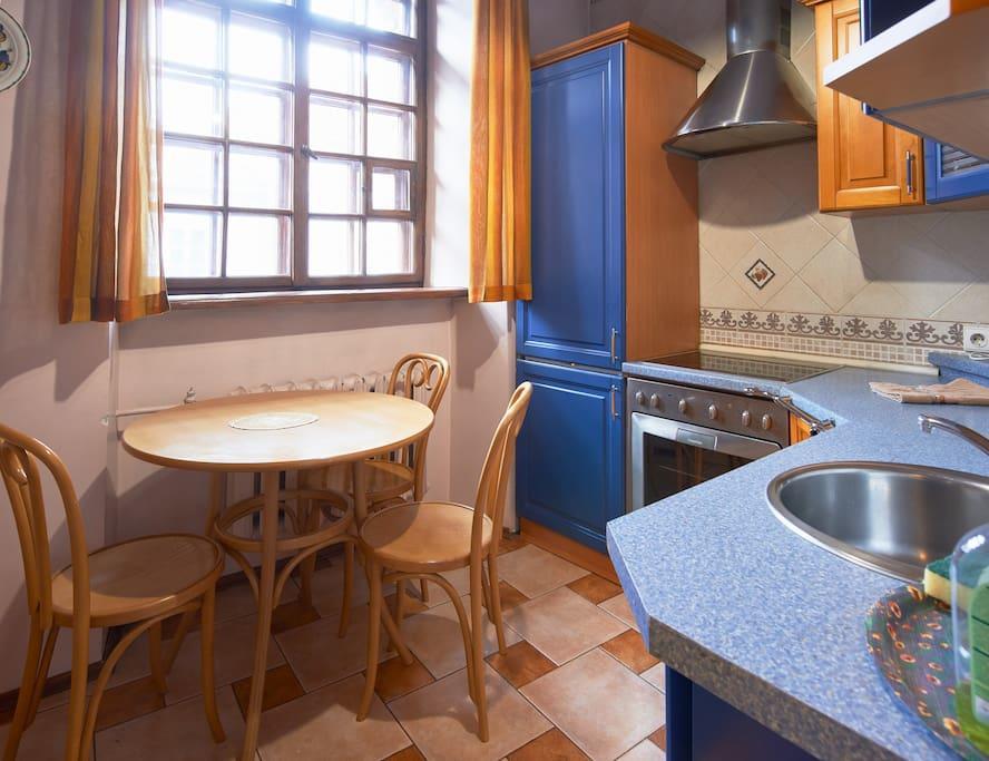 Cozy Apartment In Gothic Style House In The Heart Of The Old Town ヴィリニュス エクステリア 写真